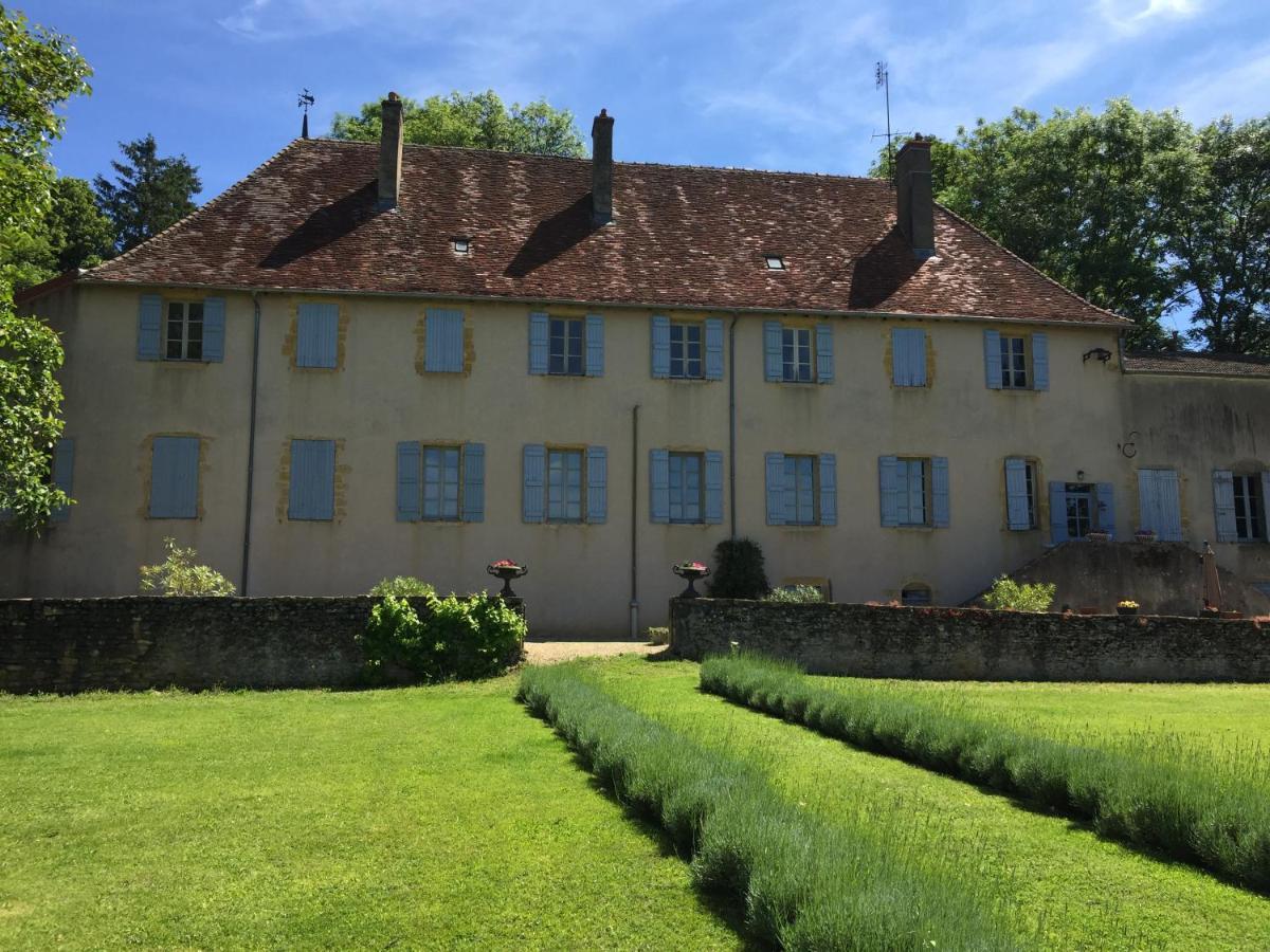 La Maison Des Peres Charolles Exterior photo